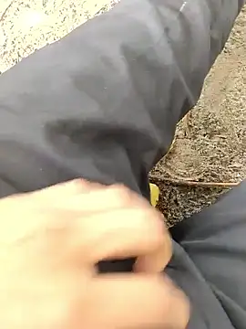 Snapshot of 1010SumiT chatting on 11-01-25, 05:31 1010SumiT online show from 11-01-25, 05:31