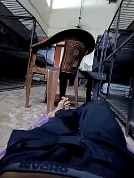 Snapshot of 1010SumiT chatting on 11-02-25, 06:10 1010SumiT online show from 11-02-25, 06:10