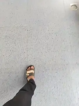 Snapshot of 1010SumiT chatting on 11-12-25, 07:42 1010SumiT online show from 11-12-25, 07:42