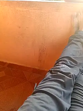 Snapshot of 1010SumiT chatting on 12-04-25, 01:48 1010SumiT online show from 12-04-25, 01:48