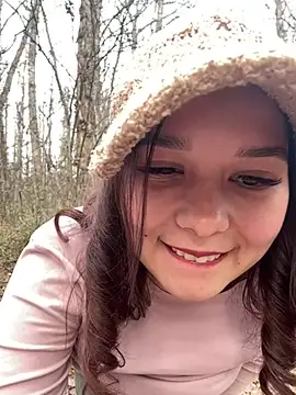 Snapshot of PoppyRobinson chatting on 12-10-24, 12:16 PoppyRobinson online show from 12-10-24, 12:16