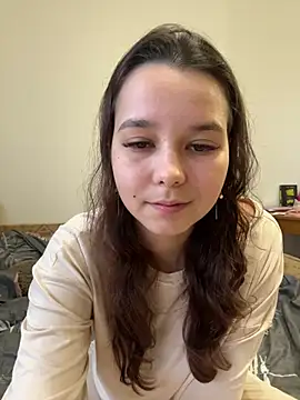 Snapshot of PoppyRobinson chatting on 12-22-24, 11:22 PoppyRobinson online show from 12-22-24, 11:22