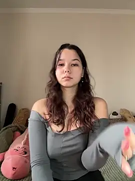 Snapshot of PoppyRobinson chatting on 01-04-25, 08:17 PoppyRobinson online show from 01-04-25, 08:17