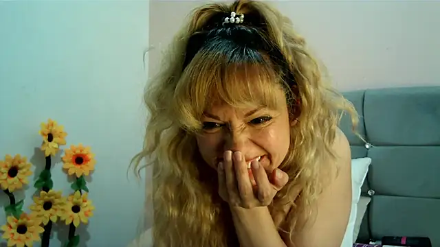 Snapshot of taylor198115 chatting on 03-01-25, 10:13 taylor198115 online show from 03-01-25, 10:13