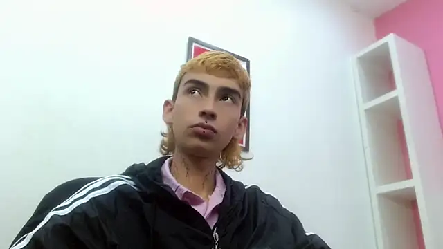 ttimy x boy online show from 02-26-26, 03:16