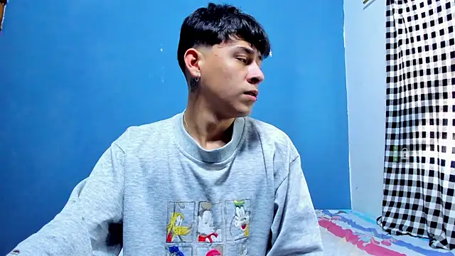 Snapshot of Kanterfun chatting on 12-22-24, 12:49 Kanterfun online show from 12-22-24, 12:49