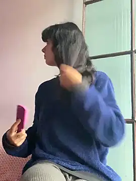 Snapshot of magalunabb chatting on 12-09-24, 08:33 magalunabb online show from 12-09-24, 08:33