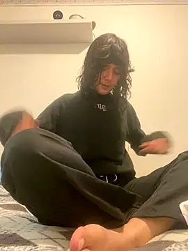 Snapshot of magalunabb chatting on 10-09-25, 07:01 magalunabb online show from 10-09-25, 07:01