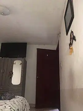 Miss oliviaa online show from 02-20-25, 12:36