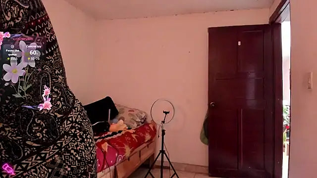 Miss oliviaa online show from 10-18-25, 01:56