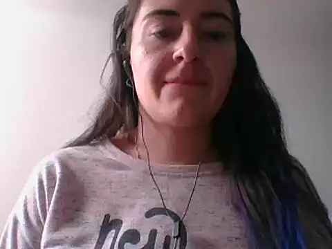  karlie kloss  online show from 01-27-25, 08:39