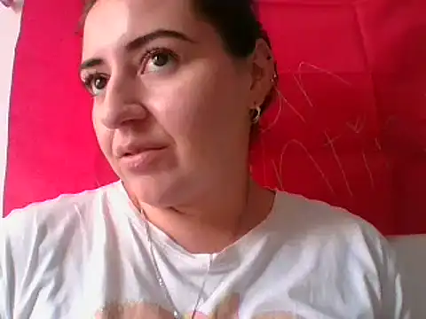  karlie kloss  online show from 03-03-25, 08:21