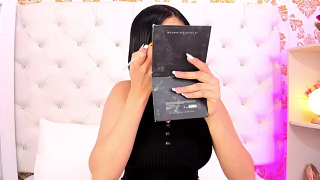 emaa lambert online show from 09-25-25, 06:55