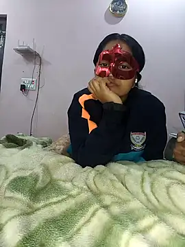 Snapshot of bigtitsqueen chatting on 01-07-25, 03:33 bigtitsqueen online show from 01-07-25, 03:33