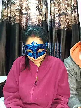 Snapshot of bigtitsqueen chatting on 01-09-25, 07:42 bigtitsqueen online show from 01-09-25, 07:42