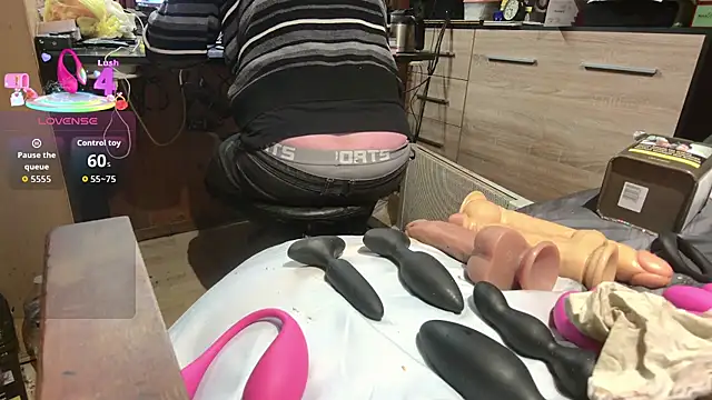 misteryman1956 online show from 02-01-26, 08:29