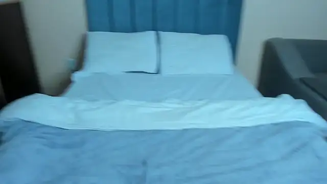 Snapshot of Mimi_Mira chatting on 01-22-25, 11:23 Mimi Mira online show from 01-22-25, 11:23