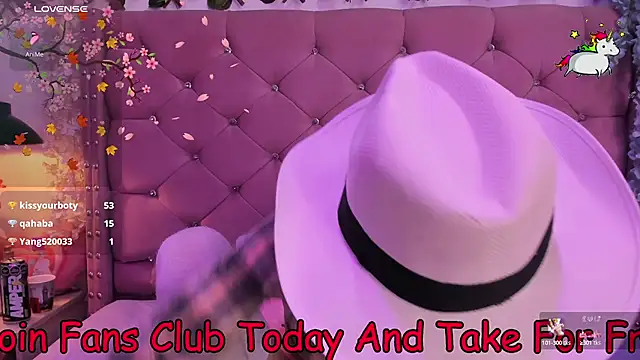 Snapshot of lauren_evans96 chatting on 03-08-25, 10:22 lauren evans96 online show from 03-08-25, 10:22