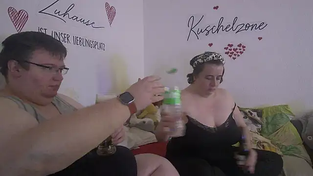 Snapshot of der_alex38 chatting on 02-12-26, 08:04 der alex38 online show from 02-12-26, 08:04