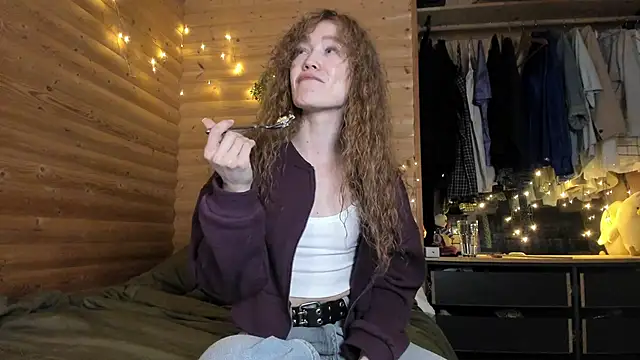 Snapshot of such_juicee chatting on 02-03-25, 07:21 such juicee online show from 02-03-25, 07:21