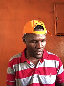 HutchMansell online show from 12-29-24, 01:28