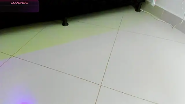 Snapshot of nicole__parker1 chatting on 01-20-25, 12:07 nicole parker1 online show from 01-20-25, 12:07