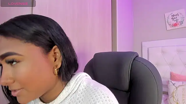 nicole  parker1 online show from 06-01-26, 06:53