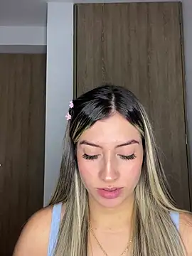 Issabela G1 online show from 02-10-25, 04:41