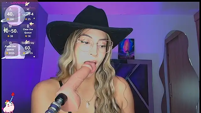 Issabela G1 online show from 12-17-25, 12:16