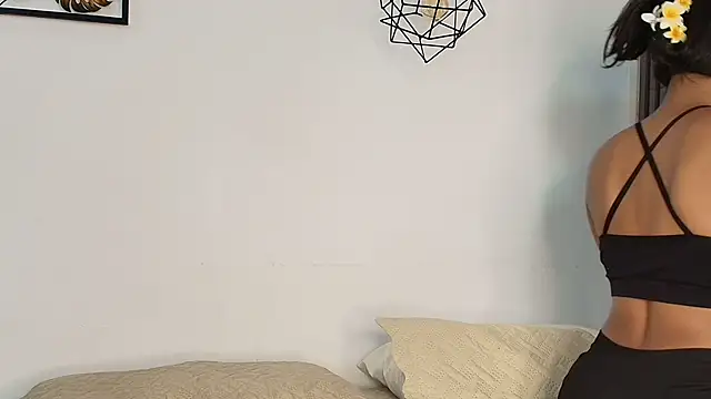 julieta aguilar1 online show from 10-31-25, 07:59