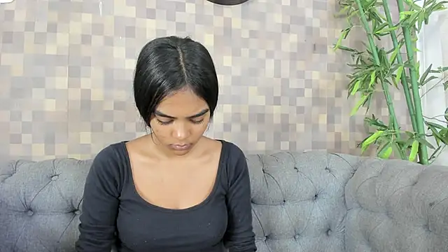 julieta aguilar1 online show from 11-08-25, 07:45