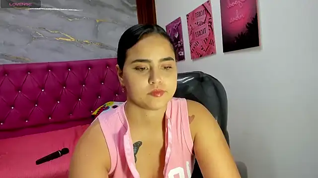 Snapshot of Helen_russo chatting on 07-09-26, 12:15 Helen russo online show from 07-09-26, 12:15