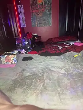 Snapshot of Luluof chatting on 03-19-25, 03:51 Luluof online show from 03-19-25, 03:51