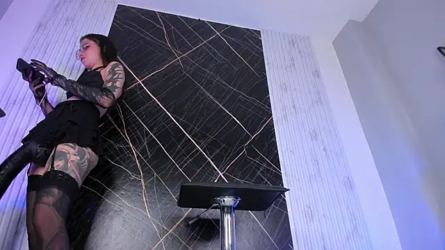 amber  blair online show from 03-16-25, 08:43