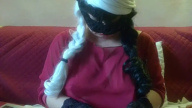 Ninalapiccolina online show from 02-24-25, 02:58