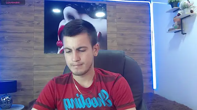 Snapshot of Cerokershelby chatting on 03-11-25, 06:43 Cerokershelby online show from 03-11-25, 06:43