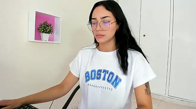 ASIAM BRUNET online show from 01-13-25, 01:49