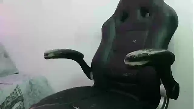 LAURA SMIITH online show from 03-14-25, 06:50