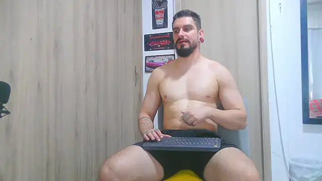 Aaron kwok28 online show from 10-23-25, 12:54