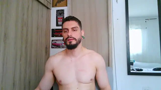 Aaron kwok28 online show from 02-22-26, 07:56