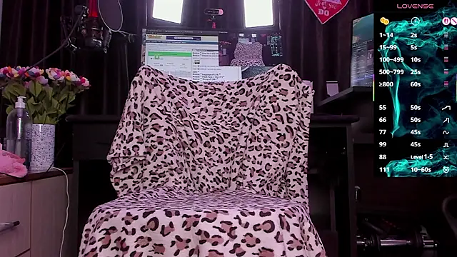 Raissa sky26 online show from 03-16-26, 03:45