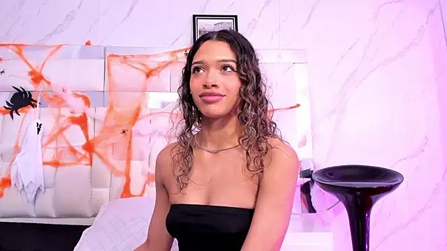 BritneyCollins online show from 10-12-25, 02:27