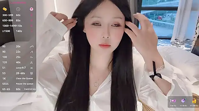 Snapshot of Fountain- chatting on 10-20-25, 10:21 Fountain- online show from 10-20-25, 10:21