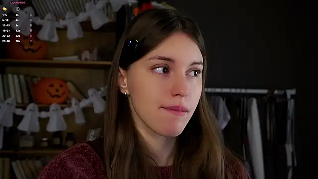 Snapshot of DarylBarks chatting on 10-29-25, 01:08 DarylBarks online show from 10-29-25, 01:08