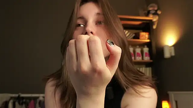 Snapshot of DarylBarks chatting on 02-08-26, 01:09 DarylBarks online show from 02-08-26, 01:09