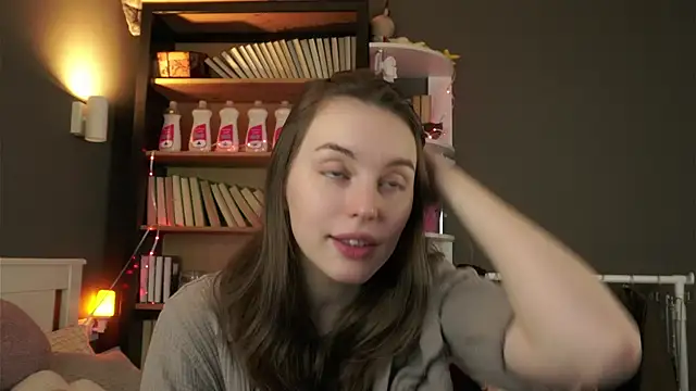 Snapshot of DarylBarks chatting on 02-13-26, 01:12 DarylBarks online show from 02-13-26, 01:12