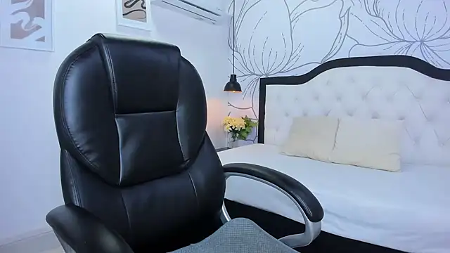 margot smith  online show from 01-31-25, 12:07