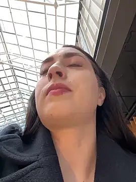 Holly Play online show from 02-01-25, 08:29