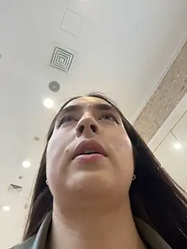 Holly Play online show from 04-03-26, 12:03