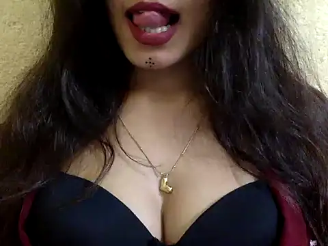 krati74 online show from 02-18-25, 07:09